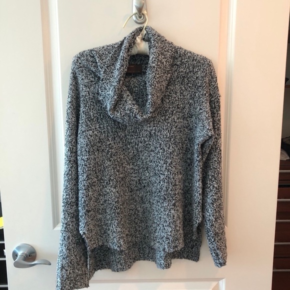 Kerisma Cowl Neck Marled Yarn Hi Lo Sweater - Picture 3 of 13